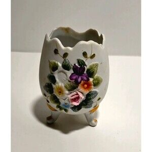 Lefton China Egg figurine